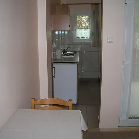 Margitapartman Apartment Buk