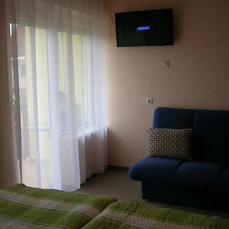 Margitapartman Apartment Buk